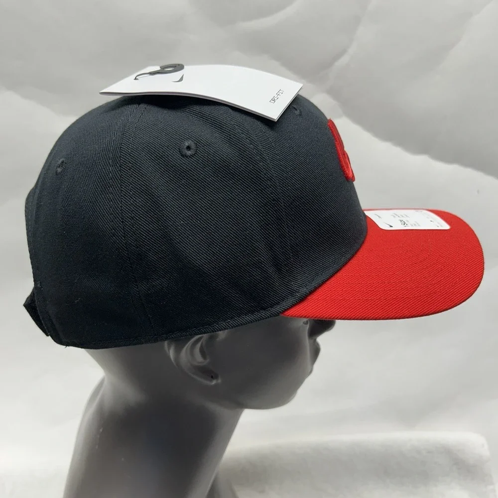 Nike Boys Size OS Black Red Classic99 Baseball Cap Hat New